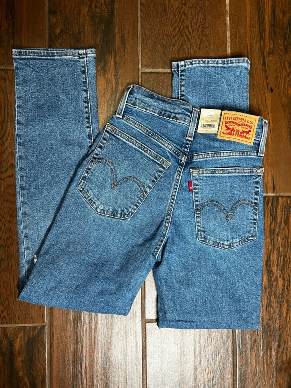 Levi’s Wedgie Straight Medium Wash Denim Jeans High Rise - Picture 3 of 6